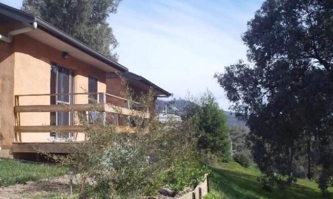 Mountain Bay Cabaña | Frogsong Strawbale Cottage ROJO