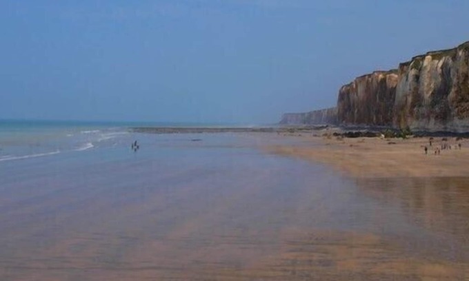 Veules-les-Roses Casa | 2 minutos a pie de Fine Sands a M. B / 7-9pers / Ropa de cama / Bicicletas / 3chs / 2 SBD / Jard / Garage