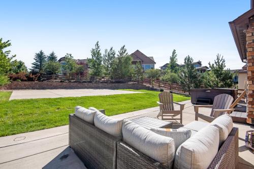 Flying Horse Casa | Front Range Wonder