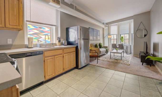 Gateway District Apartamento | Frontdesk | 2 BR Apt by the Wolstein Center