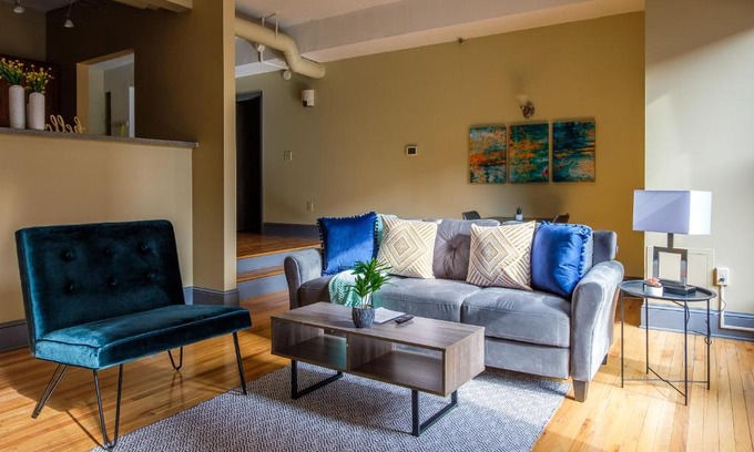 Gateway District Apartamento | FRONTDESK 2015 East 4th Street Apts Downtown Cleveland