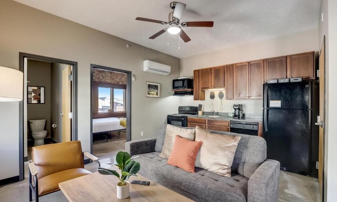 Downtown Lincoln Apartamento | FRONTDESK Aerie 147 Lofts Apts Lincoln