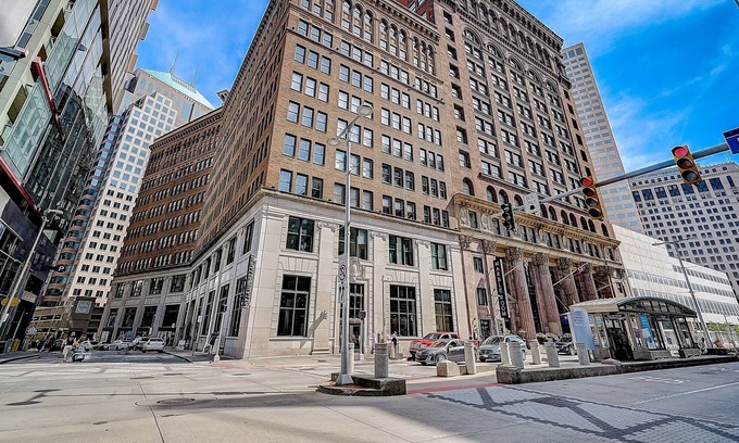 Gateway District Apartamento | FRONTDESK Lofts at 629 Euclid Downtown Cleveland