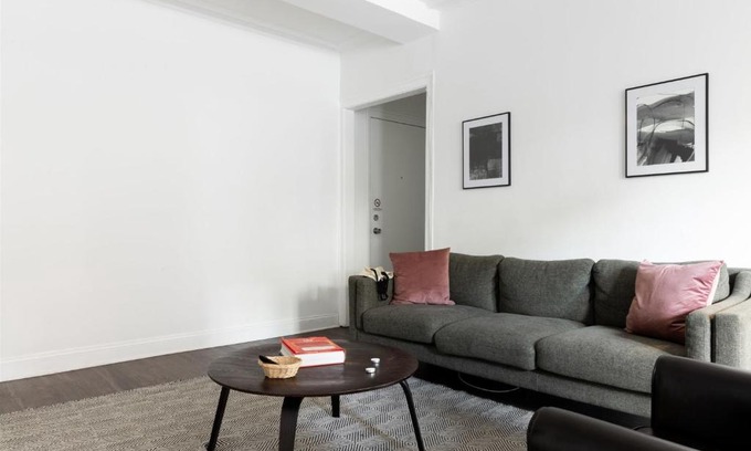 East Hyde Park Apartamento | FRONTDESK Refreshed 1BR Apt in Hyde Park