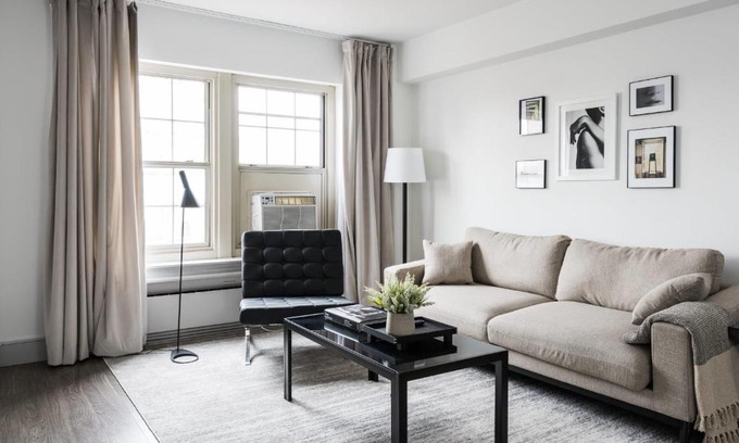 Central West End Apartamento | FRONTDESK Sleek 1 BR Apt near the STL Zoo