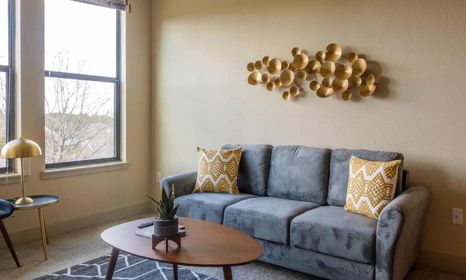 Downtown Fort Worth Apartamento | FRONTDESK The Depot Apts Downtown Fort Worth