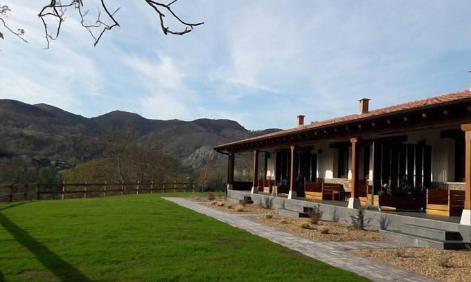 Soto de Cangas Cabaña | Apartamentos Fuente El Güeyu para 4 personas
