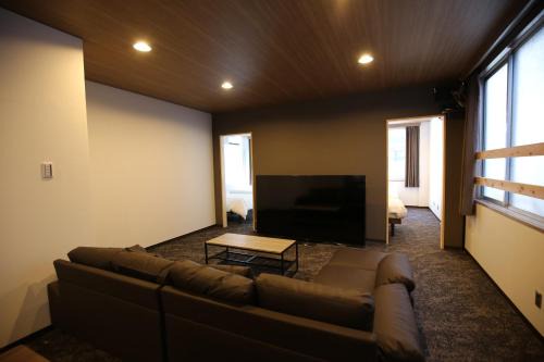 Hakataekihigashi Apartamento | Fukuoka Condominium EAST