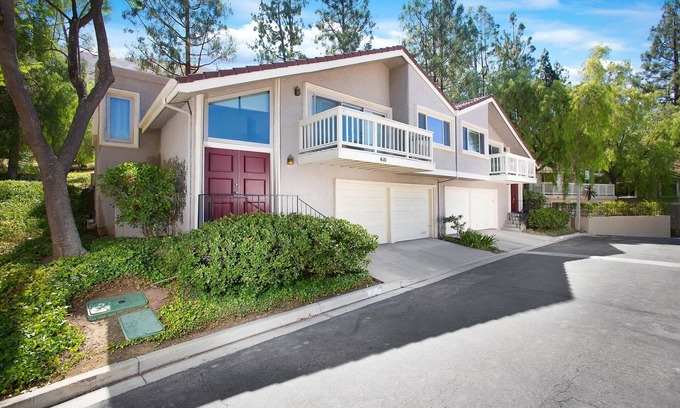 Oak Park Casa | Full 2Bd/2Ba Home in Oak Park w/ Garage and more