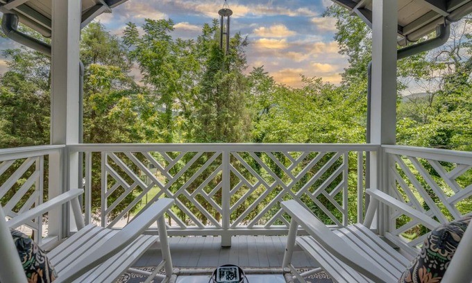 Lake Lure Cabaña | Full Bloom: Lake Cottage with Hot Tub, Walkable to Lake Lure Beach, Marina and Chimney Rock Village!