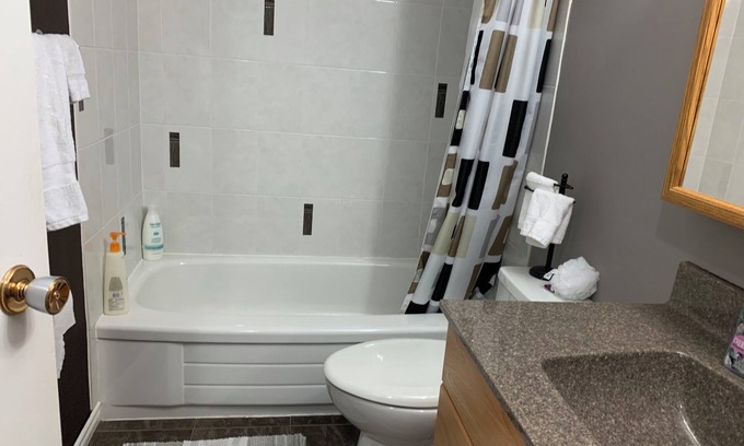 Beaumont Casa | Full Bungalow Beaumont S of Edmonton