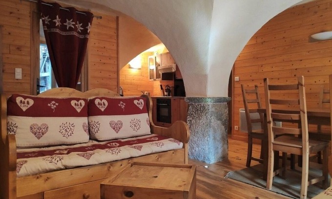 Praranger Apartamento | Fully vaulted 3-room apartment - 60m², sleeps 6 - Village