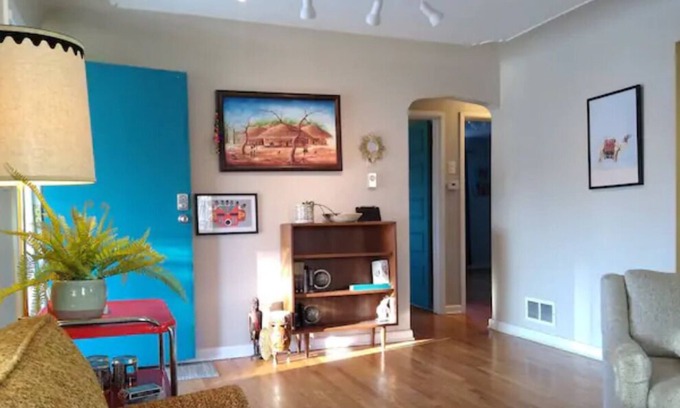 Wheat Ridge Casa | Full House, close to Downtown, 1hr to ski. Awesome large patio,