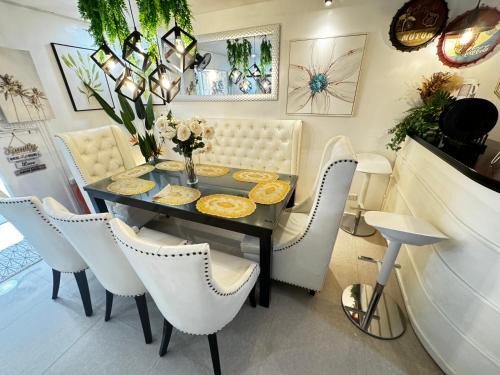Clark Apartamento | Full House The White Haven in Clark