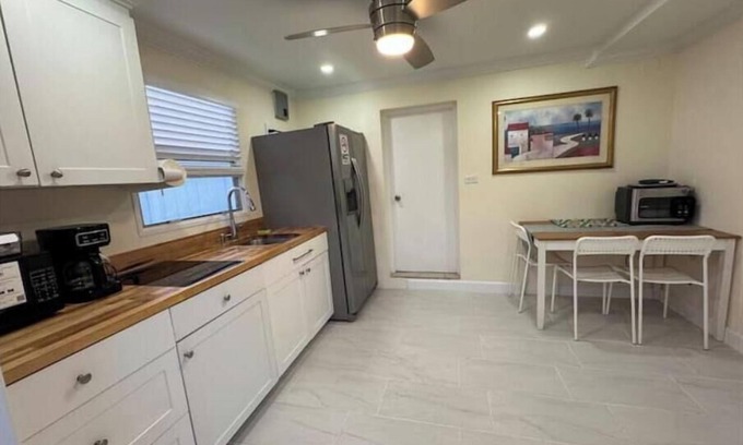 Westgate Apartamento | Full Kitchen Private Apartment Bidet in Bt