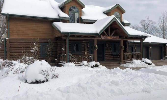 Lakewood Cabina | Alquiler completo de Log Lodge por semana por mes o mínimo 3 días reserve ahora !!!!!!!4200 pies cuadrados
