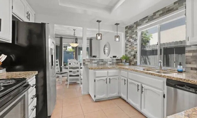 Southwestern Sacramento Casa | Full private Sacramento home