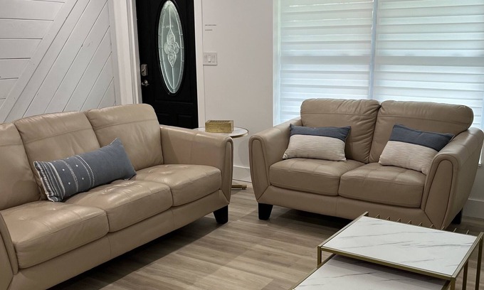 Driftwood Casa | Full RENOVATED - Close to MI FL!! Near to Hard Rock Casino