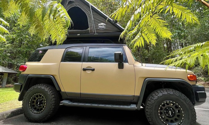 Kalaoa Casa | Fully Decked Lifted 4WD Tan FJ Cruiser!