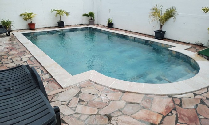 La Riviere Saint-Louis Casa | Casa con piscina totalmente equipada.