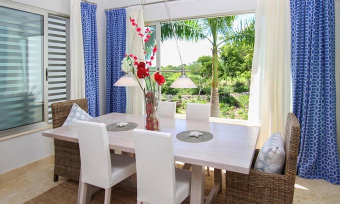 Punta Cana Apartamento | Fully equipped apartment overlooking golf course at luxury beach resort