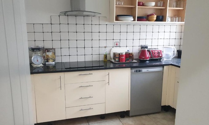Birchanger Casa | Fully Equipped Modern 3 bedroom House
