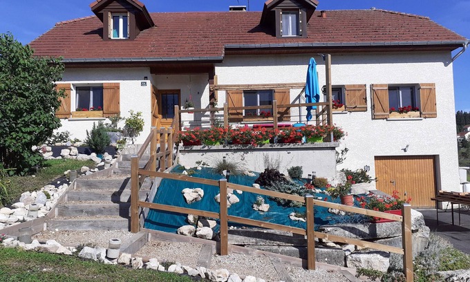 Prenovel Apartamento | Fully-equipped Meublé de Tourisme for rent, sleeps 6 (Discounts + nights)