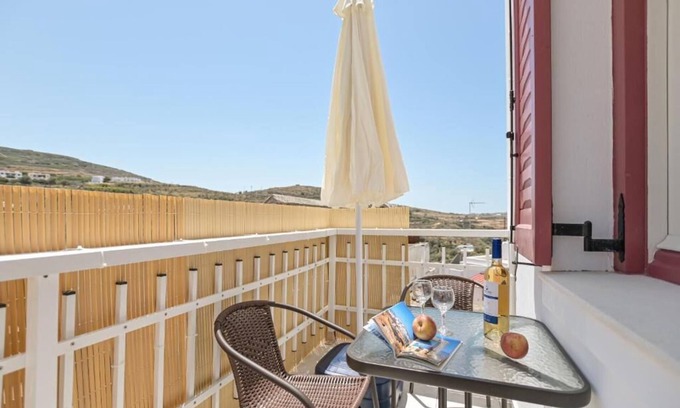 Vivlos Casa | Fully equipped vacation home with scenic view, 7 min drive to the beach.