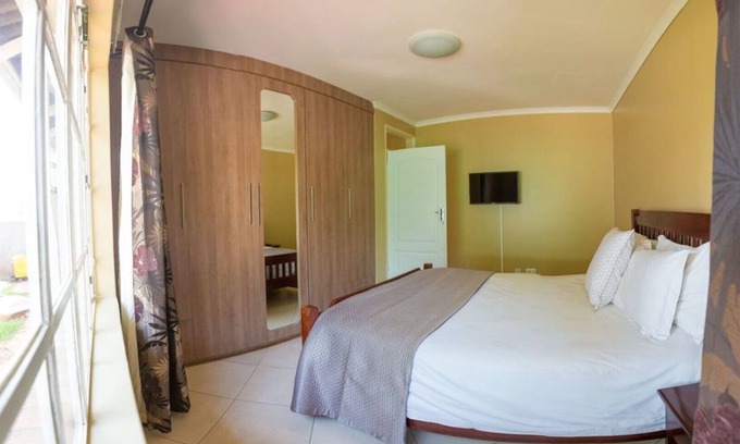 Greendale Casa | Apartamentos de 2 dormitorios totalmente amueblados en los frondosos suburbios del norte de Harare.