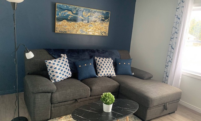 Coldbrook Casa | fully furnished 2 bedrooms house
