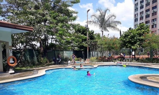 Cainta Condominio | Totalmente amueblado de 50 metros cuadrados, condominio de 2 dormitorios en Cambridge Village, Cainta