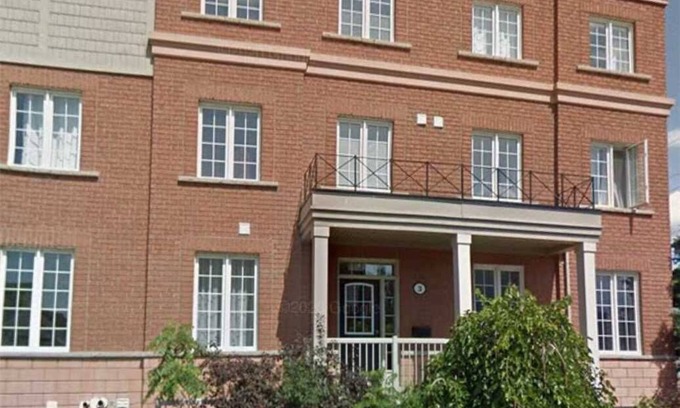 York University Heights Casa | Fully Furnished Bright and Luxurious Bedroom in North York-4