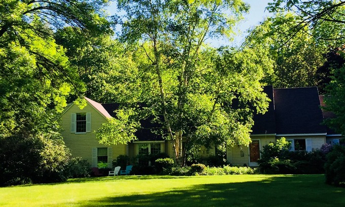 Falmouth Apartamento | Apartamento ejecutivo / jardín totalmente amueblado en Falmouth, Maine