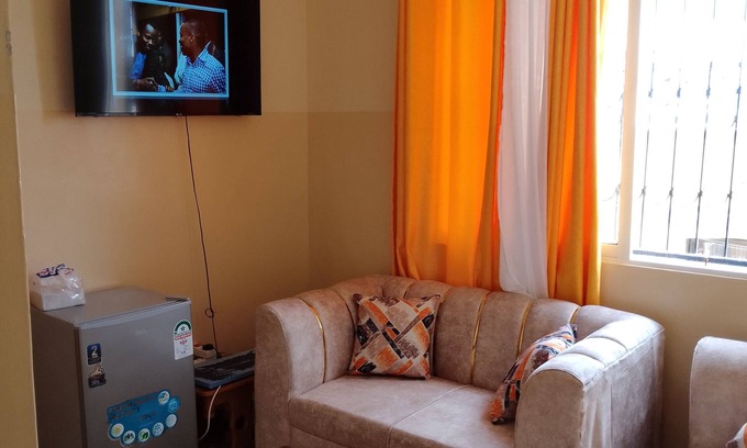 Tangana Apartamento | Fully furnished studio available in bamburi vescon one estate Welcome all