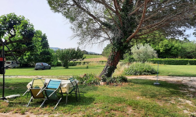 Visan Casa | Fully PMR-accessible furnished apartment in the heart of an organic farm, ideal for couples or friends.