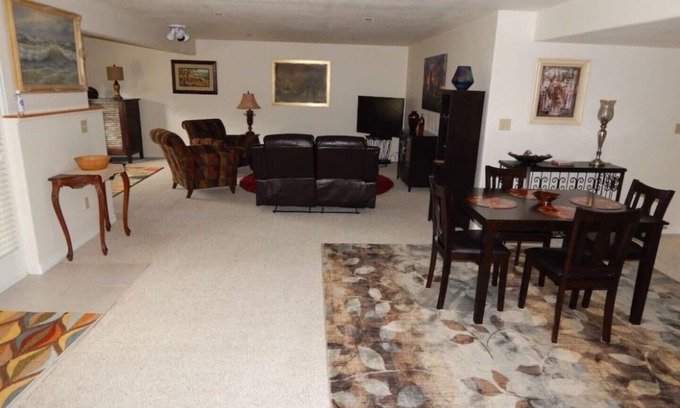 Fort Collins Apartamento | Fully private 2-bedroom apartment near downtown Fort Collins