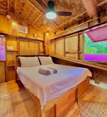 Catangnan Casa | Fully Private, Beach Access, Native Cottage, Queen Bed, AC, WiFi