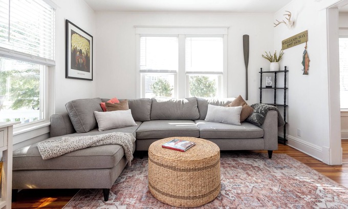 Williams Bay Cabaña | Fully remodeled Cozy Cottage centrally and conveniently located to Lake Geneva.