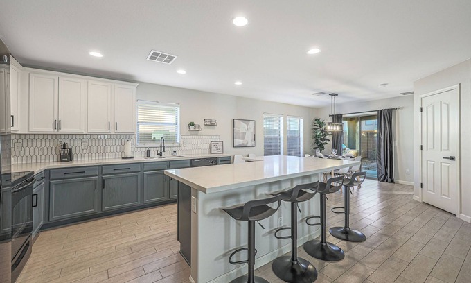 Sun City Casa | FULLY REMODELED STUNNING AZ OASIS -PARKS, TENNIS, VOLLEYBALL, BASKETBALL COURTS!