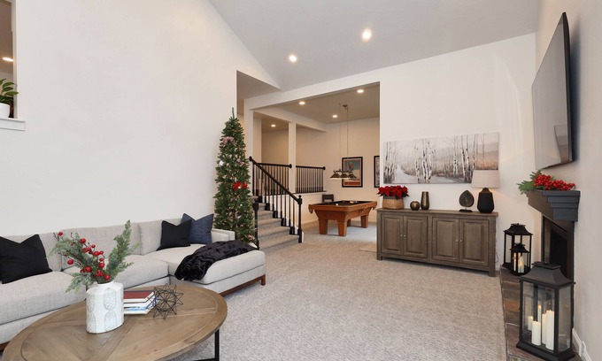 Cottonwood Heights Condominio | Fully renovated 4bd, 3.5 bath, sleeps 11 Condo (new hot tub, near 4 ski resorts)