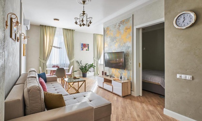 Minsk City Centre Apartamento | Fully Renovated 2Bdr Apt in the Heart of Minsk