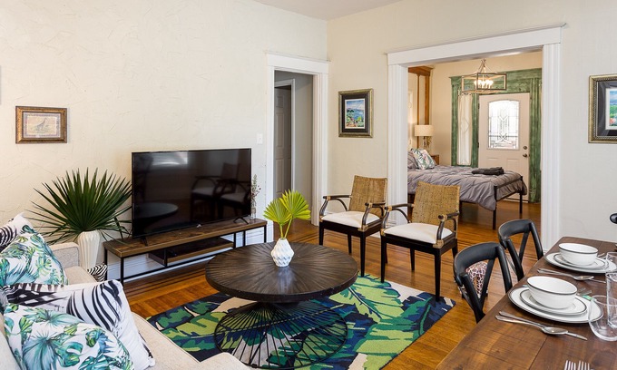 Tyler Park Apartamento | Fully renovated 4BR Bardstown / Highlands!