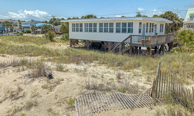 Edisto Island Casa | Fully renovated BEACHFRONT home - with sprawling views of the Atlantic Ocean!