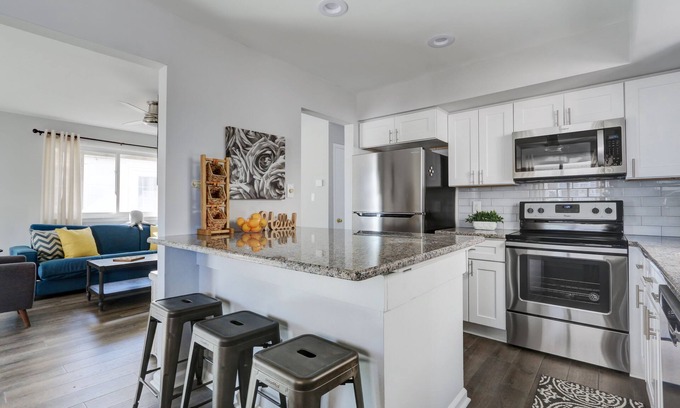Townsend's Inlet Casa | Completamente renovado! Vistas al mar! Bloque de playa!