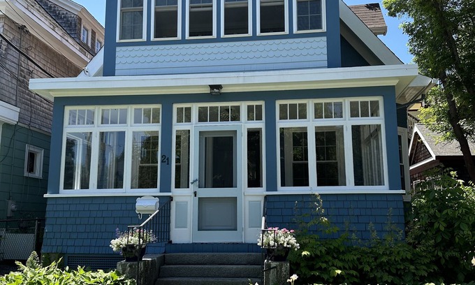 Bar Harbor Cabaña | Fully updated home-quiet street right in downtown Bar Harbor-off street parking