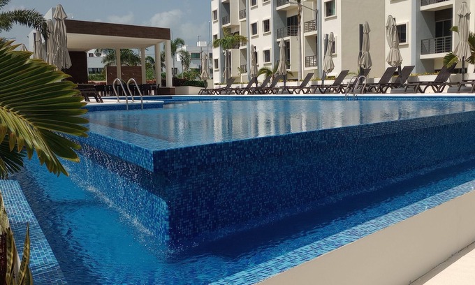 S. M. 57 Condominio | Fun 2-bedroom condo with pool!!