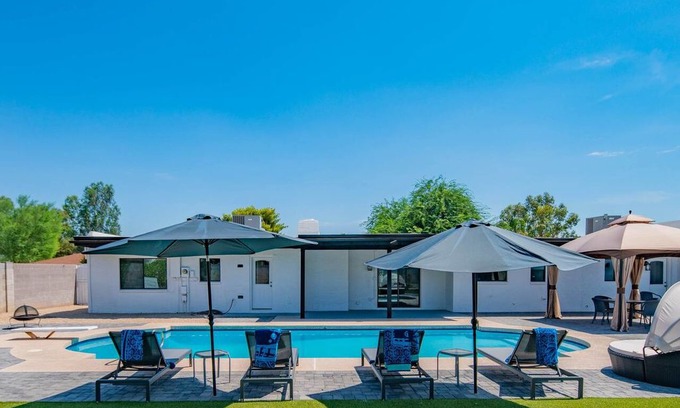 Rancho Saguaro Casa | Fun 4 BR w/many outdoor activities & large pool