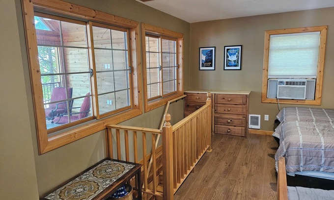 St Croix Falls Cabina | Fun cabin on Deer Lake in delightful Saint Croix Falls with dock. Sleeps 6.
