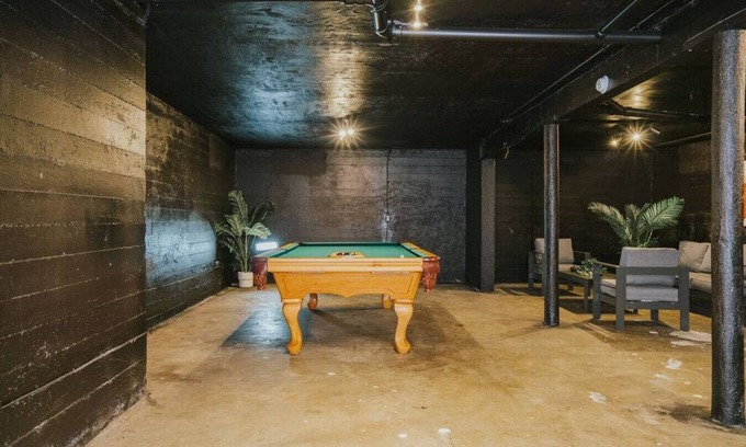 Alhambra Casa | Fun City Escape15mins2DowntownLA
