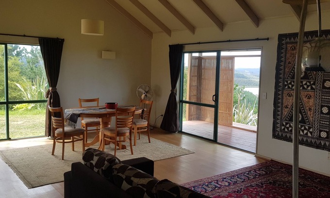 Mangapai Casa | Fun cosy cottage on the south side of the beautiful Ngunguru River